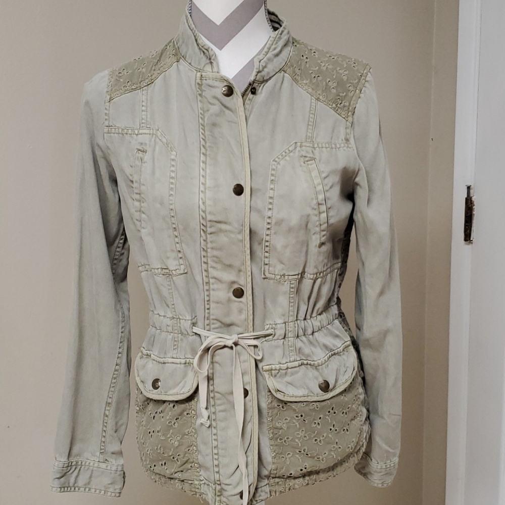 Max Jeans Lightweight Jacket Eyelet Pockets Green Distressed